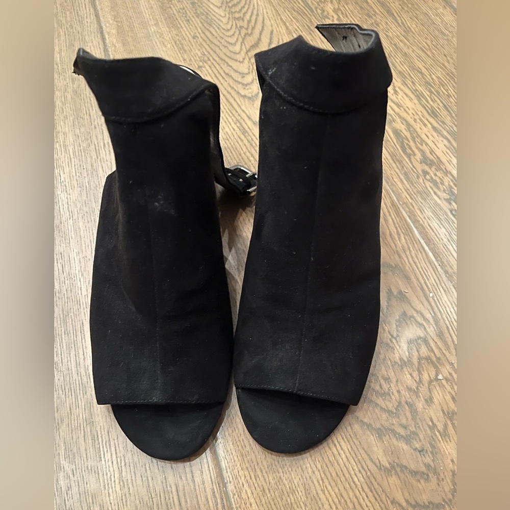 Nine West Black Open-Toe Ankle Booties size 9.5